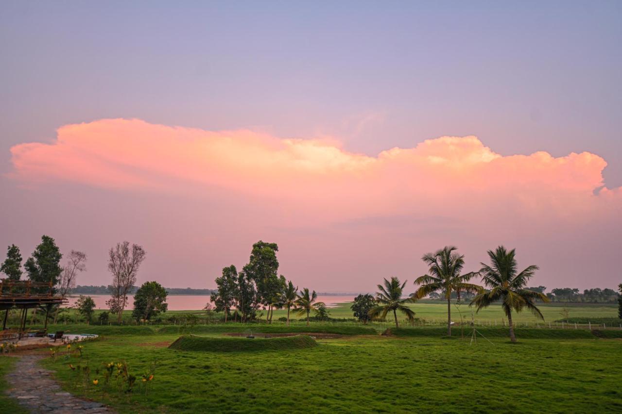 Fireflies Kabini Begūr Exteriér fotografie