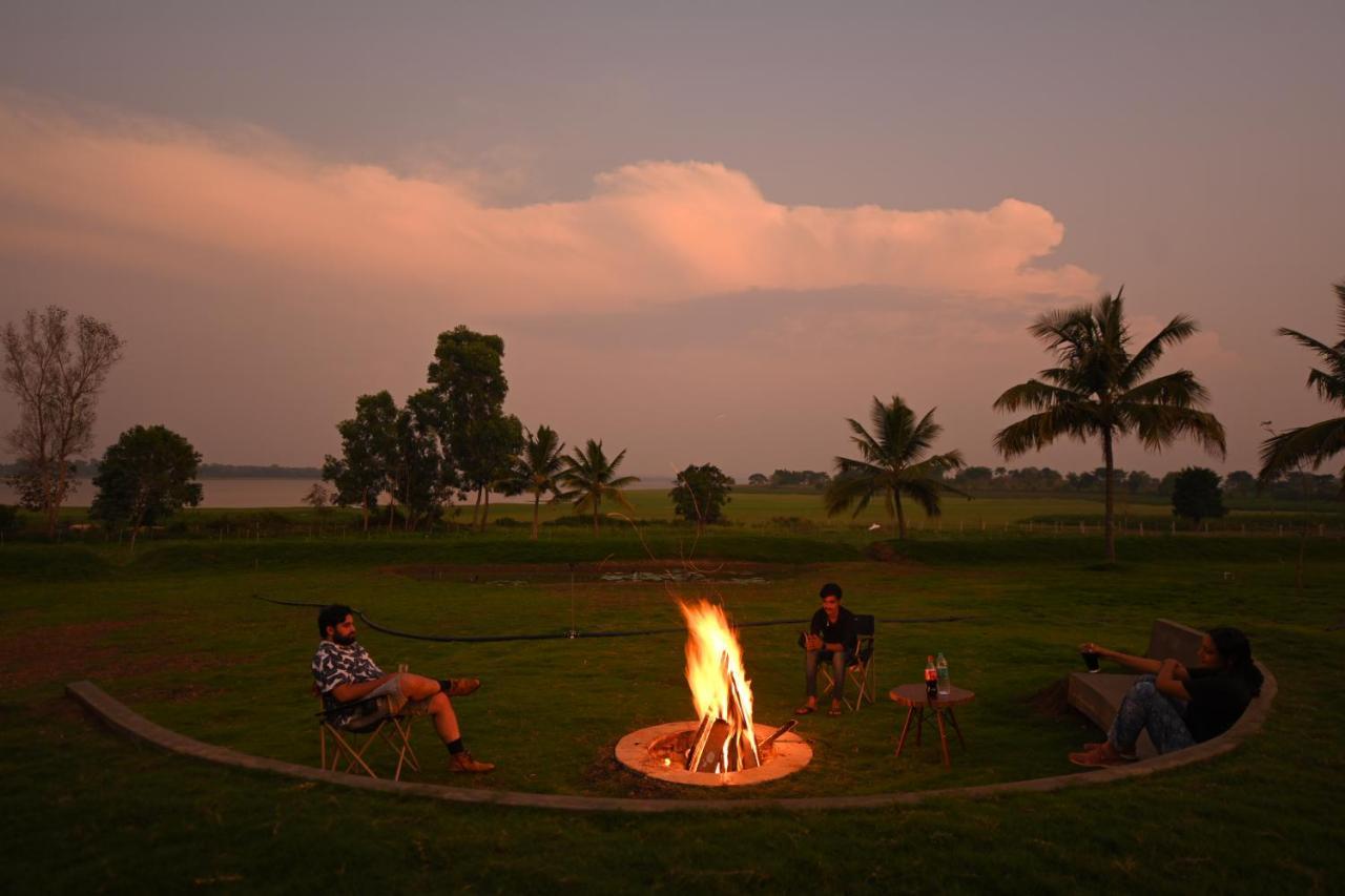 Fireflies Kabini Begūr Exteriér fotografie
